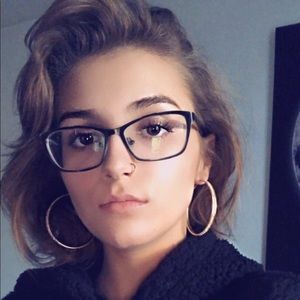 Meet your Posher, Krysten